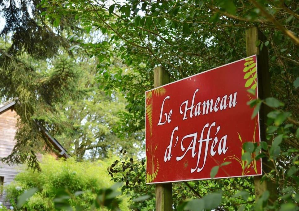 Chalet Cosy Au Coeur De La Foret De Broceliande Beignon Exterior photo